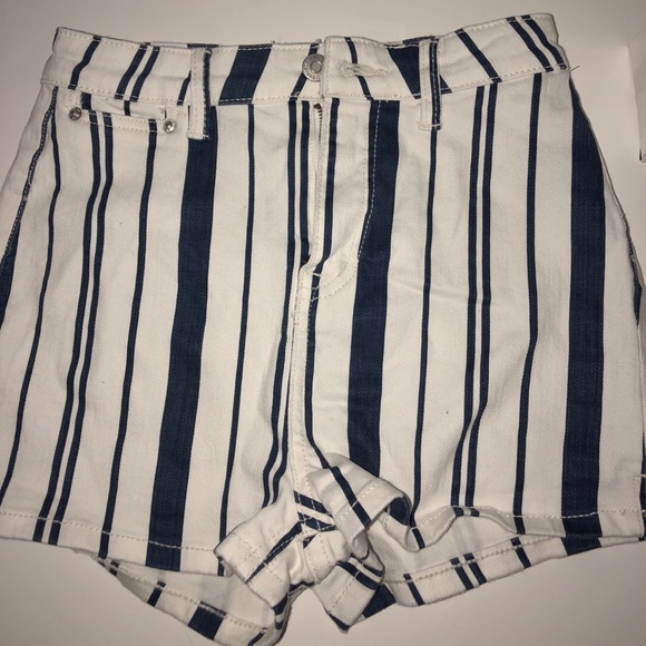 bdg striped shorts!! - Picture 1 of 3
